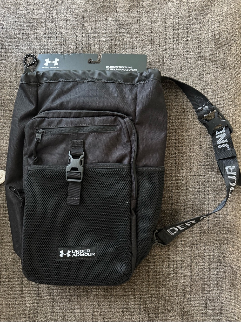 Under Armour Black Men's Sling Pack with Logo Strap